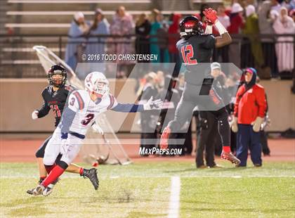 Thumbnail 3 in Chaparral vs Eaglecrest (CHSAA 5A 1st Round) photogallery.