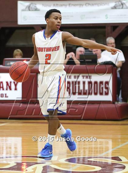 Thumbnail 2 in Velma Jackson vs. Southaven (Hotbed Classic) photogallery.