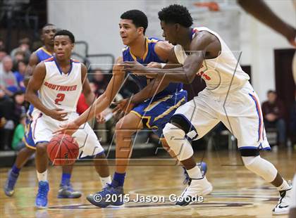 Thumbnail 1 in Velma Jackson vs. Southaven (Hotbed Classic) photogallery.