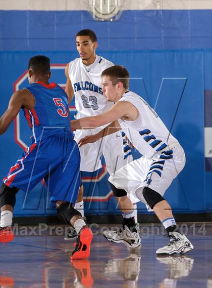 Thumbnail 2 in Highlands Ranch vs. Fountain-Fort Carson (Holiday Classic) photogallery.