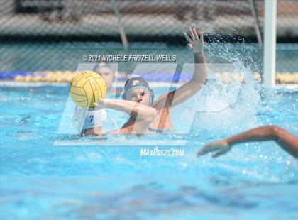 Thumbnail 2 in Francis Parker vs Rancho Bernardo (15th Annual Draz Classic Tournament) photogallery.