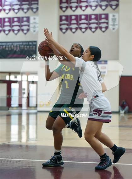 Thumbnail 2 in Eisenhower @ Paloma Valley (CIF Southern Section D2A Final) photogallery.