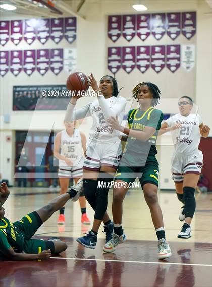 Thumbnail 1 in Eisenhower @ Paloma Valley (CIF Southern Section D2A Final) photogallery.