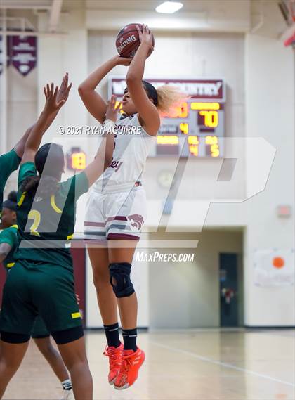 Thumbnail 1 in Eisenhower @ Paloma Valley (CIF Southern Section D2A Final) photogallery.