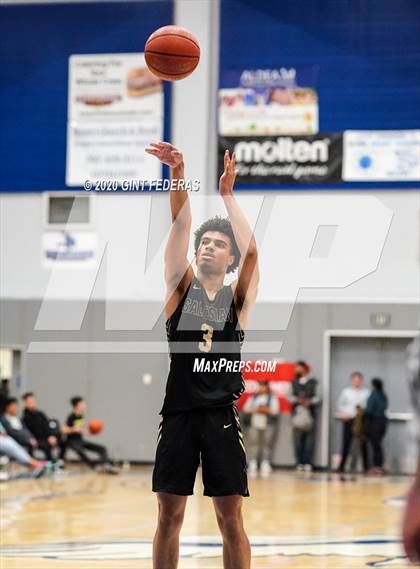 Thumbnail 2 in Salesian College Preparatory vs. Chaminade (Crush in the Valley) photogallery.