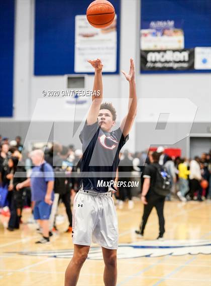 Thumbnail 3 in Salesian College Preparatory vs. Chaminade (Crush in the Valley) photogallery.