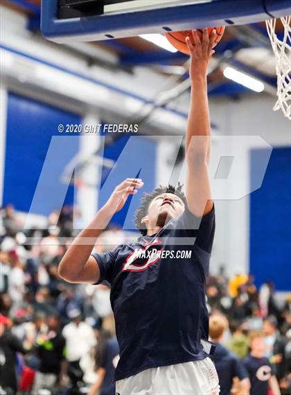 Thumbnail 2 in Salesian College Preparatory vs. Chaminade (Crush in the Valley) photogallery.