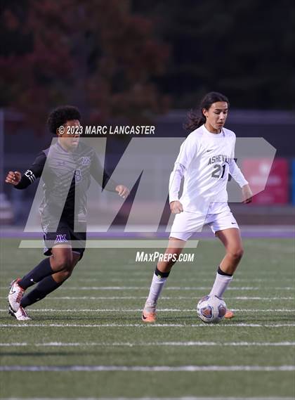 Thumbnail 3 in Asheville @ Ardrey Kell (NCHSAA 4A Round 2 Playoff) photogallery.
