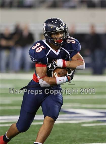 Thumbnail 2 in Allen vs. Carroll (Texas 5A Region I Area Playoffs) photogallery.