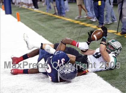 Thumbnail 1 in Allen vs. Carroll (Texas 5A Region I Area Playoffs) photogallery.