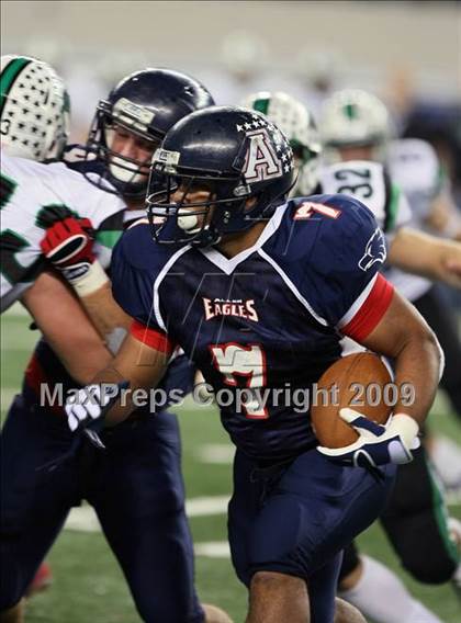 Thumbnail 1 in Allen vs. Carroll (Texas 5A Region I Area Playoffs) photogallery.