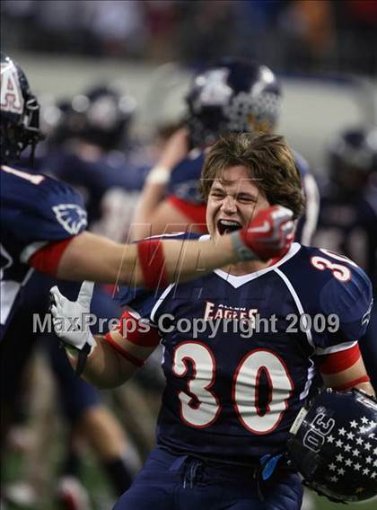 Thumbnail 3 in Allen vs. Carroll (Texas 5A Region I Area Playoffs) photogallery.
