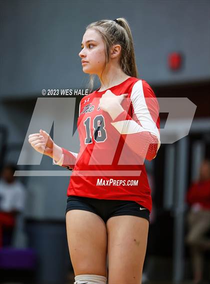 Thumbnail 3 in Center Hill @ DeSoto Central photogallery.