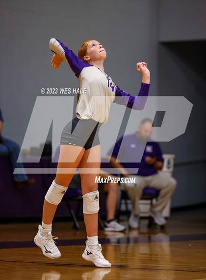 Thumbnail 3 in Center Hill @ DeSoto Central photogallery.