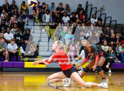 Thumbnail 1 in Center Hill @ DeSoto Central photogallery.