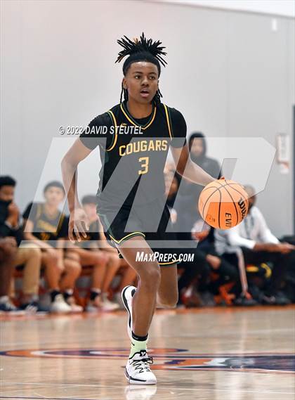 Thumbnail 3 in Whitney vs. Kennedy (Fortune Showcase) photogallery.