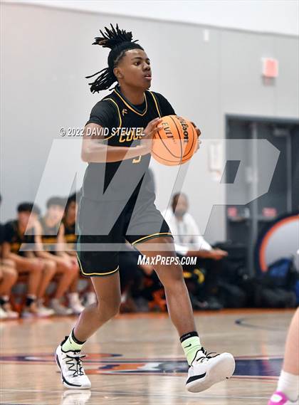 Thumbnail 1 in Whitney vs. Kennedy (Fortune Showcase) photogallery.