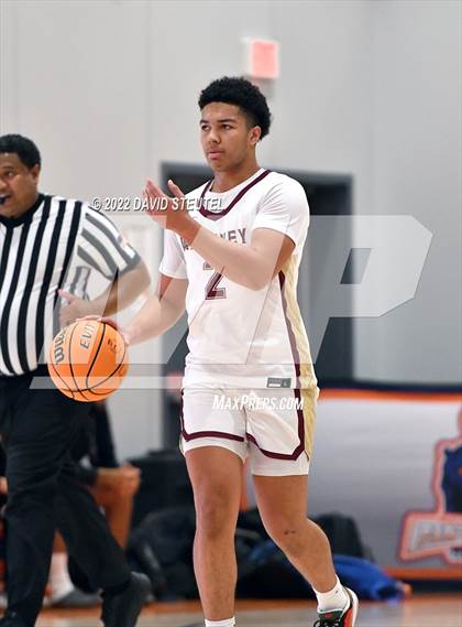 Thumbnail 1 in Whitney vs. Kennedy (Fortune Showcase) photogallery.