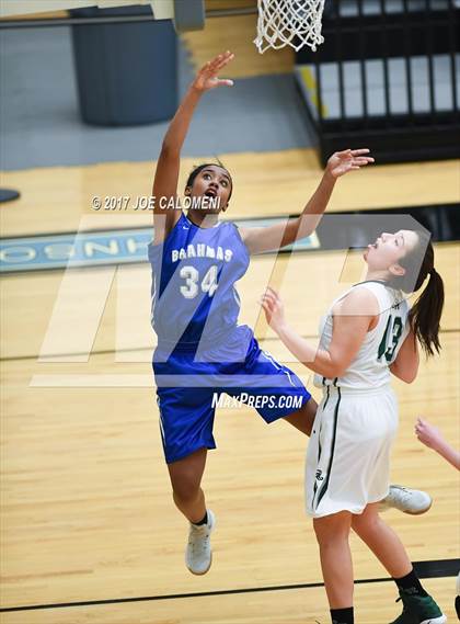 Thumbnail 2 in MacArthur [Douglas] vs Reagan [Ronald] photogallery.