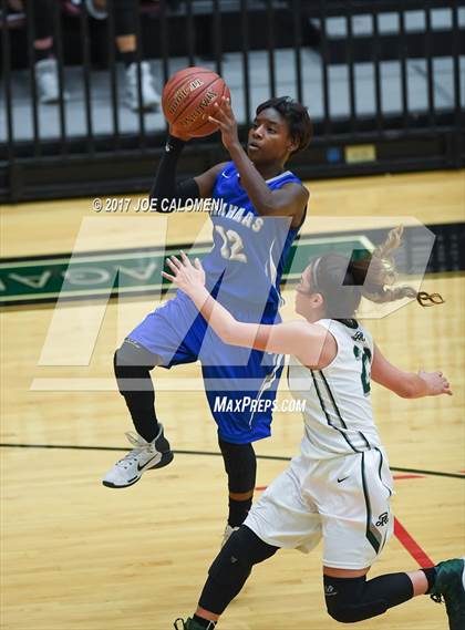 Thumbnail 1 in MacArthur [Douglas] vs Reagan [Ronald] photogallery.