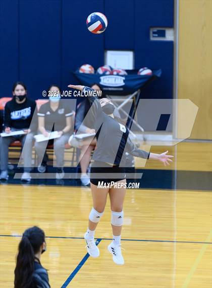 Thumbnail 1 in Harlan vs United South (NEISD Volleyball Tournament) photogallery.