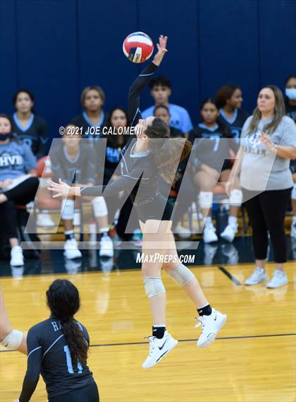 Thumbnail 2 in Harlan vs United South (NEISD Volleyball Tournament) photogallery.