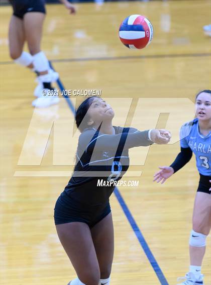 Thumbnail 2 in Harlan vs United South (NEISD Volleyball Tournament) photogallery.