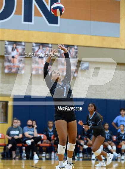Thumbnail 1 in Harlan vs United South (NEISD Volleyball Tournament) photogallery.