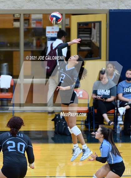Thumbnail 2 in Harlan vs United South (NEISD Volleyball Tournament) photogallery.