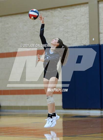 Thumbnail 1 in Harlan vs United South (NEISD Volleyball Tournament) photogallery.