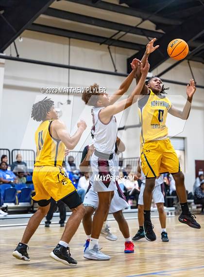 Thumbnail 1 in Living Water Christian vs. Northwood Temple Academy (Veterans Showcase) photogallery.