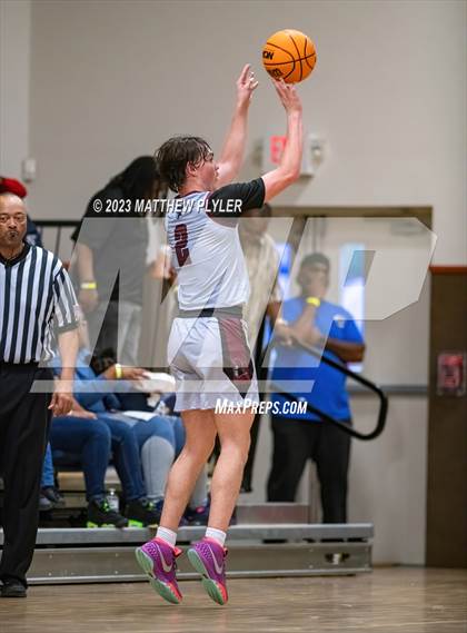 Thumbnail 1 in Living Water Christian vs. Northwood Temple Academy (Veterans Showcase) photogallery.