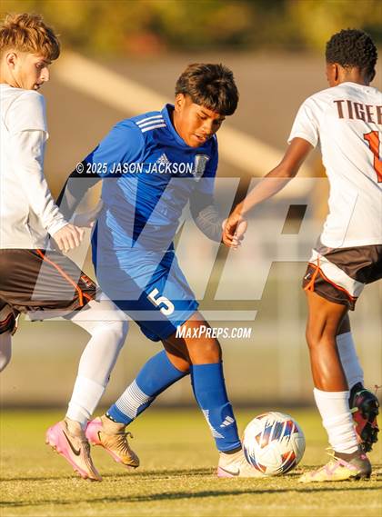 Thumbnail 2 in JV: South View @ St. Pauls photogallery.