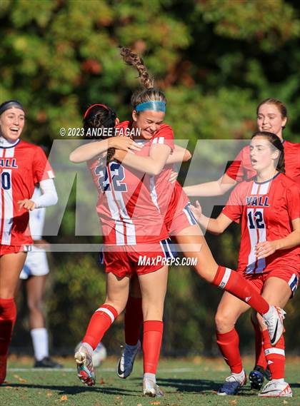 Thumbnail 2 in Wall Township vs Holmdel (NJSIAA Central Jersey Group 2 Semifinal) photogallery.