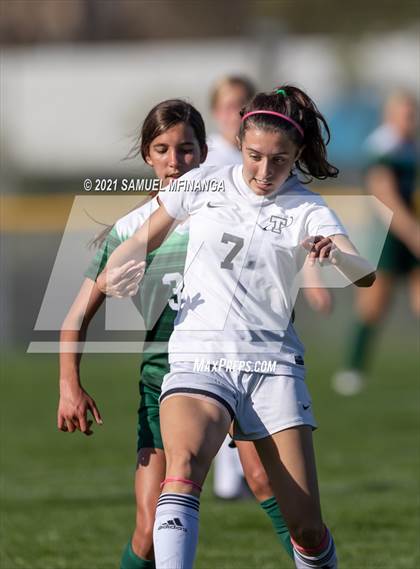 Thumbnail 1 in Gretna vs Papillion-LaVista South (Skutt JV Tournament) photogallery.