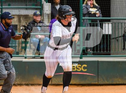 Thumbnail 3 in East Coweta vs. North Gwinnett photogallery.