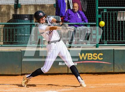 Thumbnail 3 in East Coweta vs. North Gwinnett photogallery.