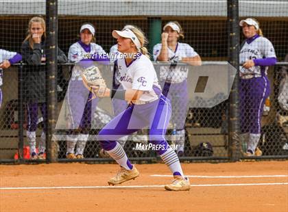 Thumbnail 1 in East Coweta vs. North Gwinnett photogallery.