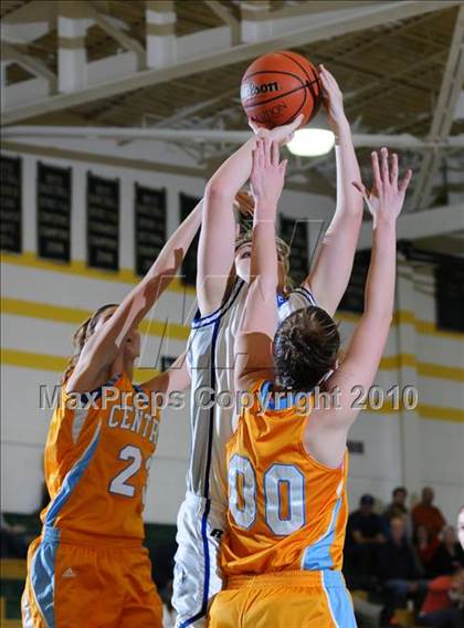 Thumbnail 3 in Sullivan Central vs. Unicoi County (Pilot Food-Mart Classic) photogallery.