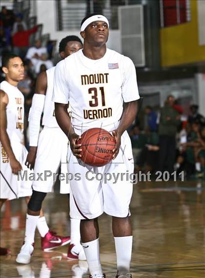 Thumbnail 3 in Rice vs Mt. Vernon (SNY Invitational) photogallery.