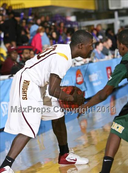 Thumbnail 1 in Rice vs Mt. Vernon (SNY Invitational) photogallery.