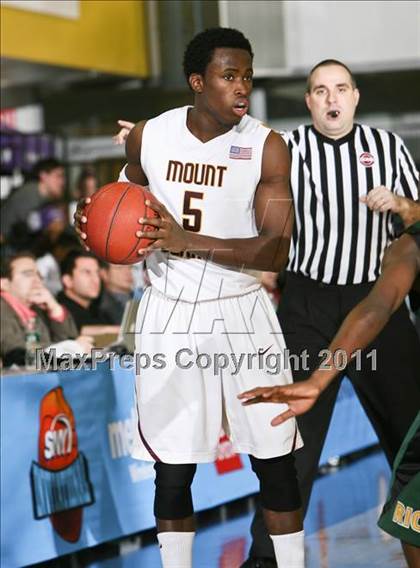 Thumbnail 3 in Rice vs Mt. Vernon (SNY Invitational) photogallery.
