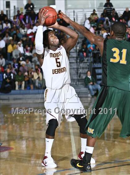 Thumbnail 2 in Rice vs Mt. Vernon (SNY Invitational) photogallery.