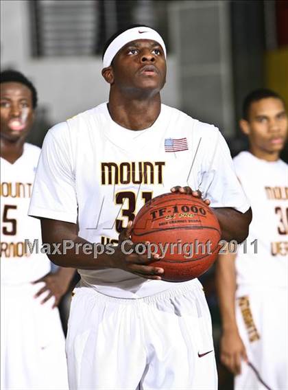 Thumbnail 1 in Rice vs Mt. Vernon (SNY Invitational) photogallery.