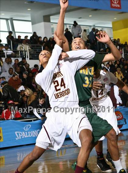 Thumbnail 3 in Rice vs Mt. Vernon (SNY Invitational) photogallery.