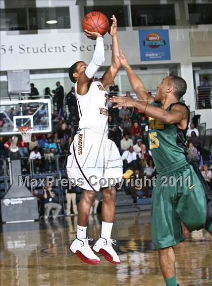 Thumbnail 2 in Rice vs Mt. Vernon (SNY Invitational) photogallery.