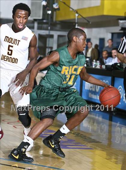 Thumbnail 2 in Rice vs Mt. Vernon (SNY Invitational) photogallery.