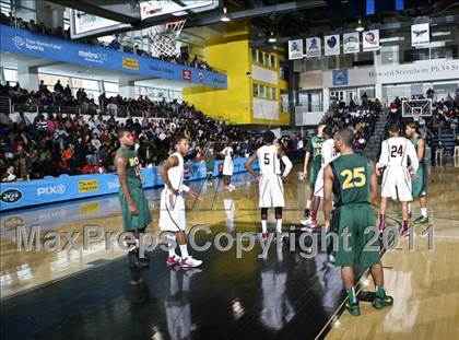 Thumbnail 1 in Rice vs Mt. Vernon (SNY Invitational) photogallery.