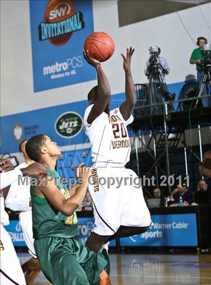 Thumbnail 3 in Rice vs Mt. Vernon (SNY Invitational) photogallery.