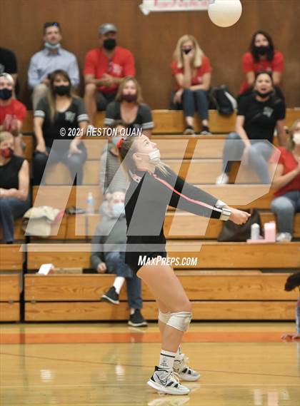 Thumbnail 2 in Palos Verdes @ Polytechnic (CIF-SS D2 Playoff) photogallery.